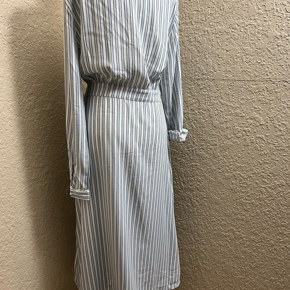 Dress, Womens, Time and True Item WD02 - Picture 6 of 6